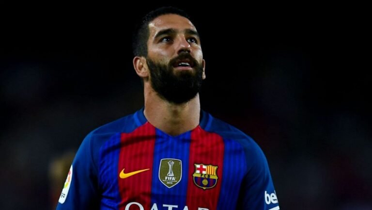 Turan encerra ciclo calamitoso no Barcelona