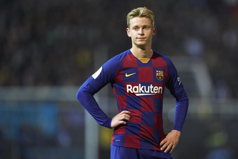 Barcelona comunica lesão de Frankie De Jong