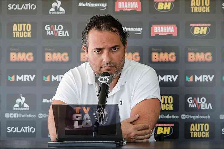 Diretoria do Atlético-MG trabalha para reforçar o elenco