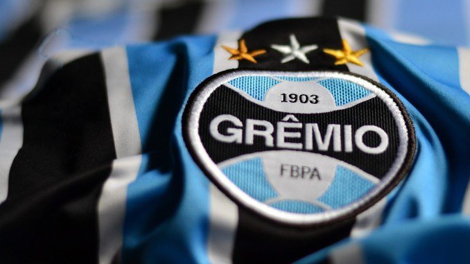 Grêmio renova com atletas da transição
