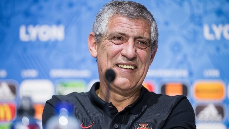 Federação portuguesa renova com Fernando Santos