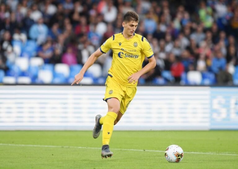Inter de Milão e Juventus disputam zagueiro do Hellas Verona