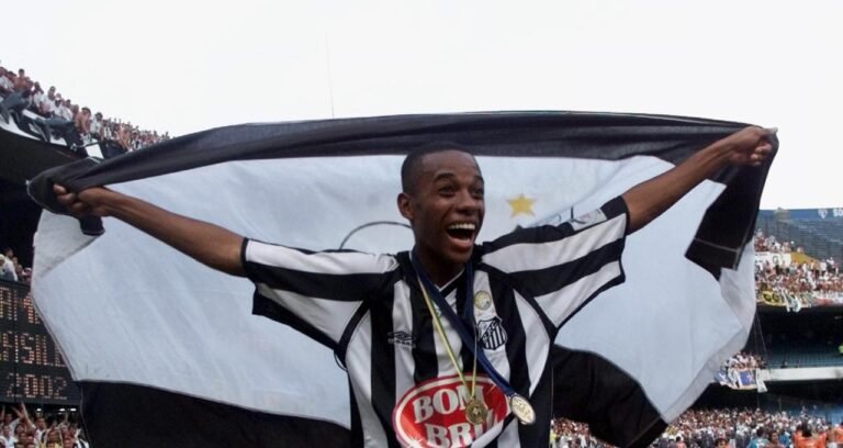 Robinho agita torcida e revela vontade de ganhar Libertadores pelo Santos: “Vou dar a vida”