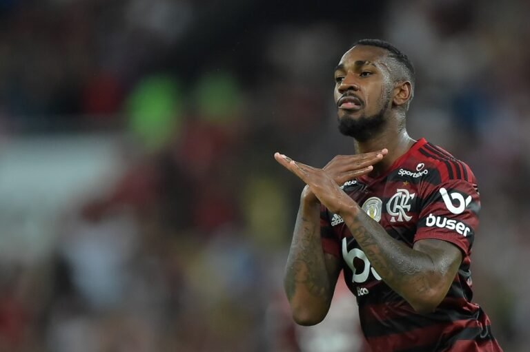 Tottenham busca a contratação do volante Gerson, do Flamengo