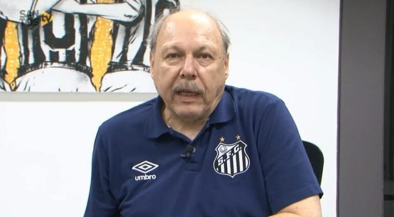 Maratona de jogos preocupa Peres, que afirma não ter jogador inegociável no elenco.