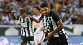 Botafogo encaminha venda de Igor Cássio para o Porto