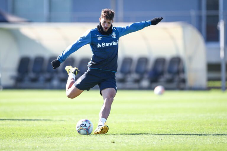 Intensidade e foco marcam o início da nova semana de treinos do Grêmio