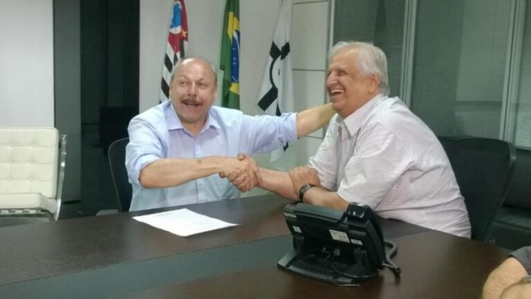 Peres e Modesto