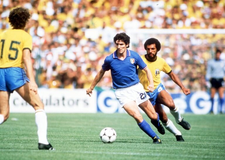 Paolo Rossi, da suspensão para a artilheira e título da Copa de 1982