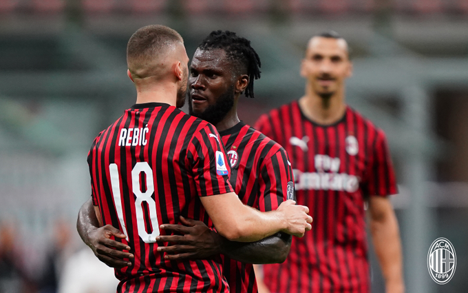 Milan goleia Bologna e se aproxima da Roma na tabela
