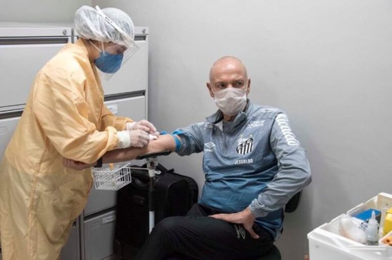 Elenco do Santos se reapresenta e passa por exames para Covid-19
