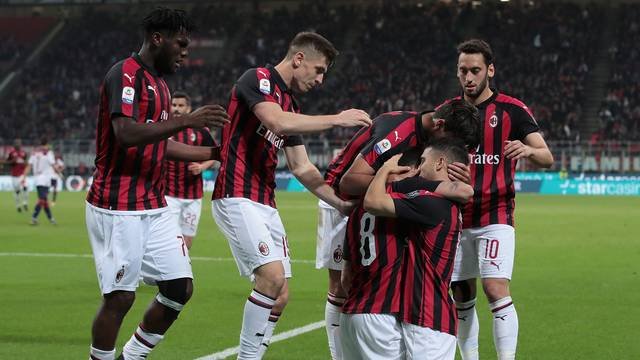 No centésimo jogo de Ibrahimovic, Milan enfrenta Bologna no San Siro