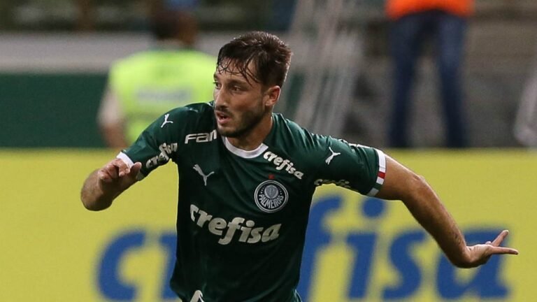 Matías Viña, do Palmeiras entra na mira do Milan