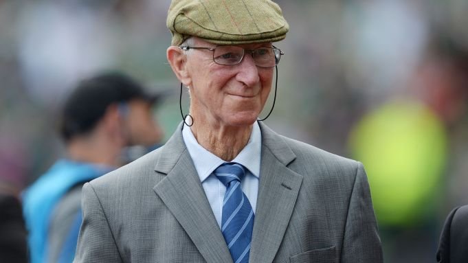 Campeão Mundial em 66, Jack Charlton falece aos 85 anos