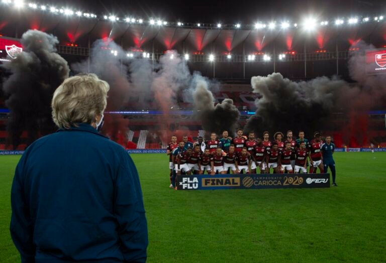 O silêncio de Jorge Jesus é prejudicial?
