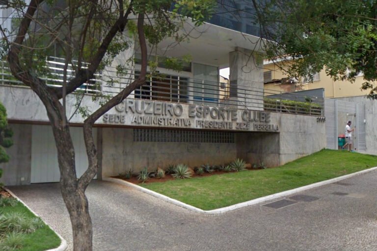 Justiça dá cinco dias para Cruzeiro pagar mais de R$ 7,4 milhões à União