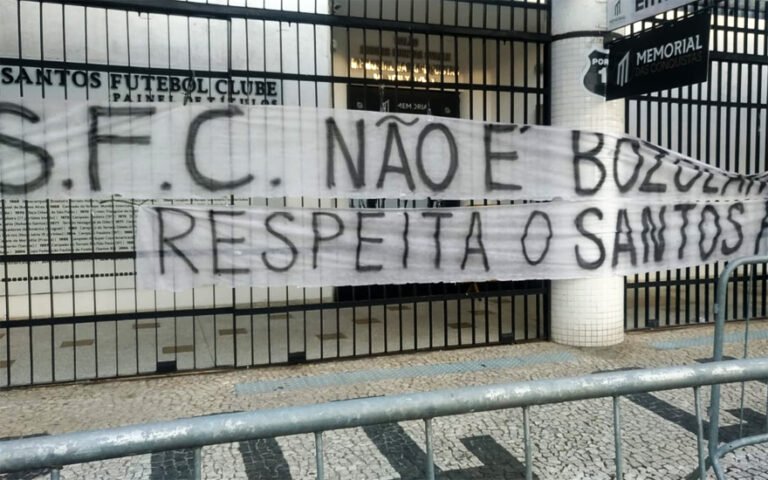 Protesto Vila Belmiro
