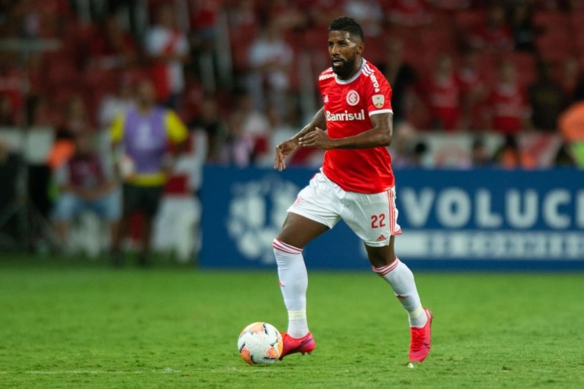 Torcedor doa R$ 1 milhão para Rodinei jogar contra o Flamengo