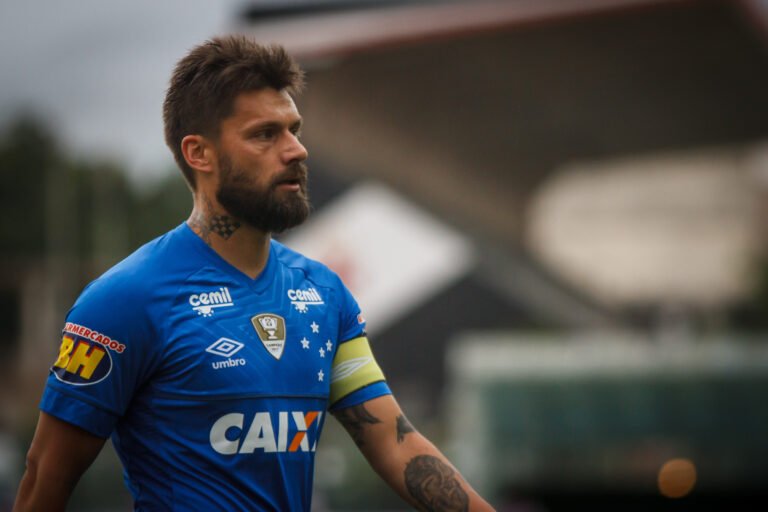 Cruzeiro confirma acordo de dívida com Tigres-MEX