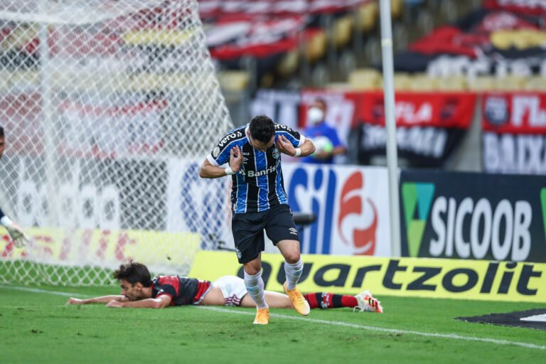 O primeiro gol de Pepê como titular e sua brilhante atuação