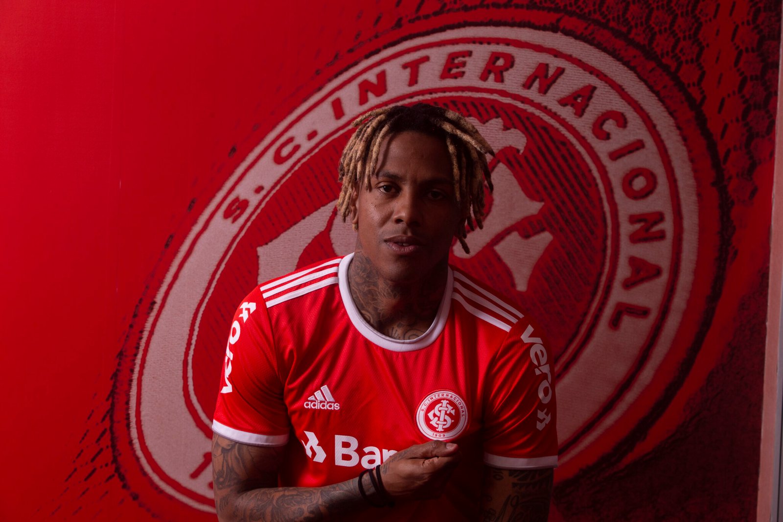 Abel Hernández é o novo atacante do Internacional