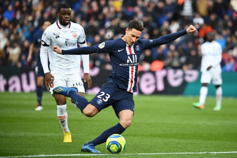 PSG negocia saída de Julian Draxler