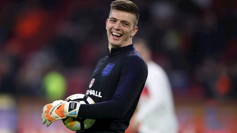 Chelsea quer a contratação de goleiro destaque da Premier League