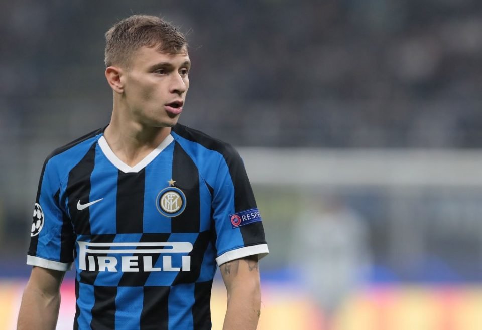 Inter de Milão planeja renovação com meio-campista