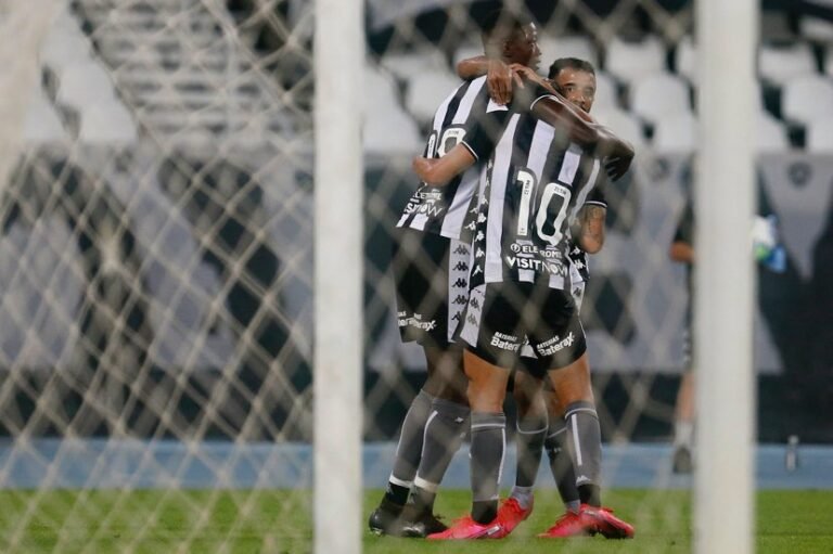 Botafogo enfrenta o Bragantino em estreia do Brasileirão