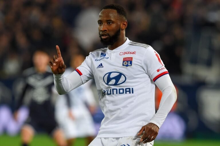 Barcelona quer a contratação de destaque do Lyon