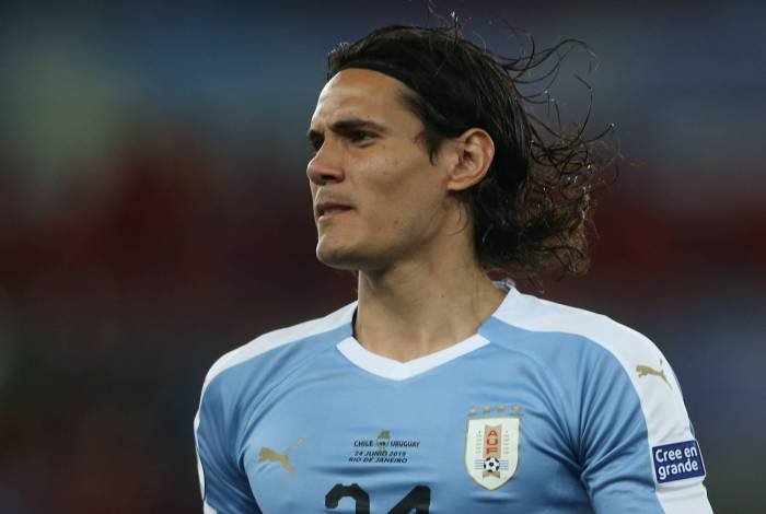 Presidente nega investida em Cavani
