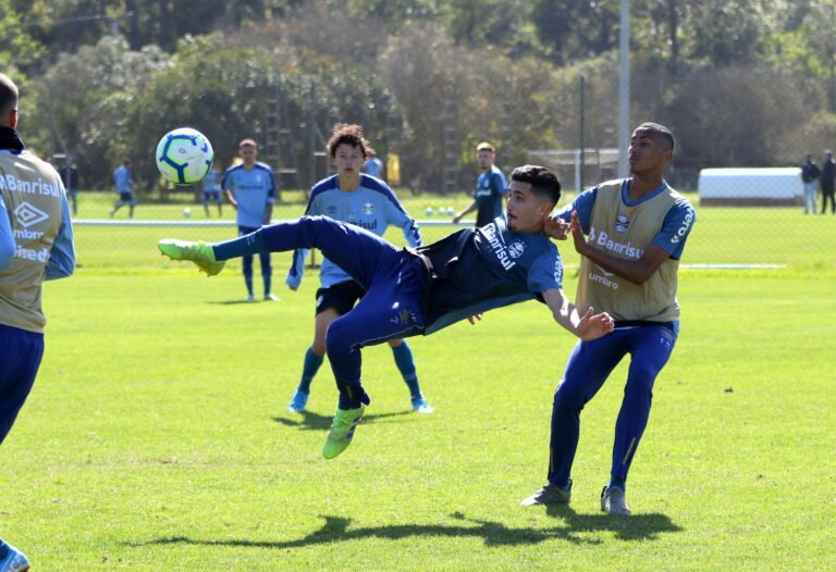 Grêmio encerra preparação e embarca para estreia do Brasileirão sub-20
