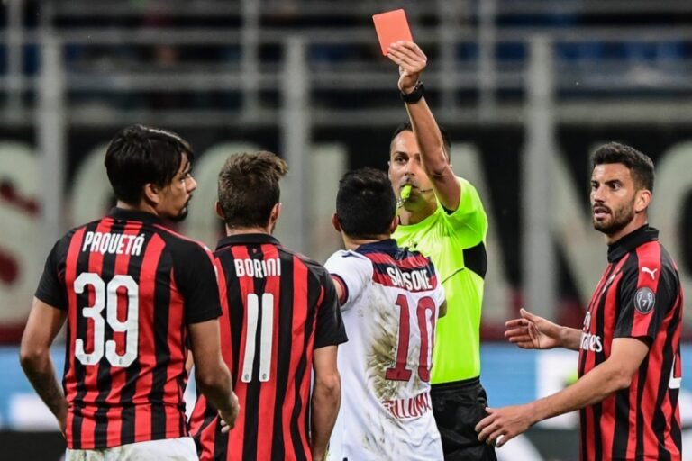 Milan recebe Bologna na estreia da Serie A