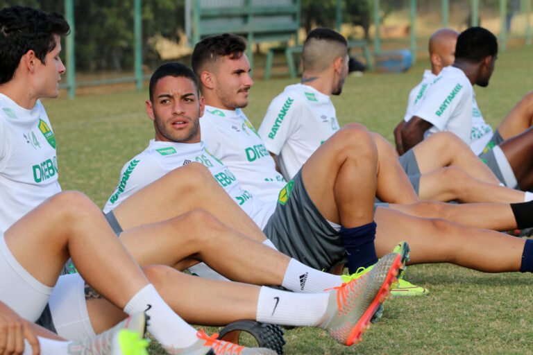 Felipe Ferreira destaca bom início de Série B da equipe e foca em acesso no Cuiabá