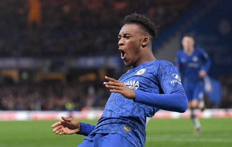 Chelsea considera a saída de Callum Hudson-Odoi por empréstimo