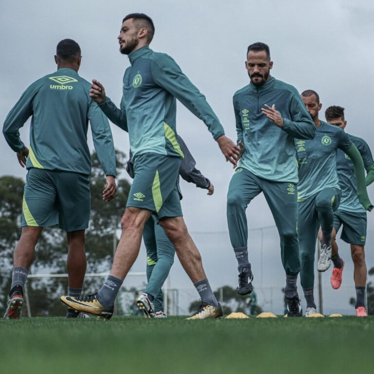 Anselmo Ramon foca em grande segunda divisão com a Chapecoense