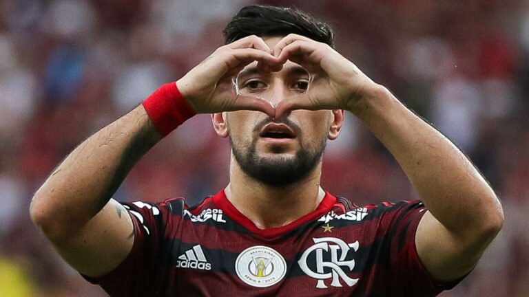 Flamengo recusa proposta de 80 milhões por Arrascaeta