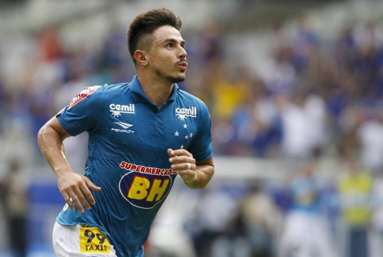 Cruzeiro emite nota sobre punição feita pela FIFA no caso Willian
