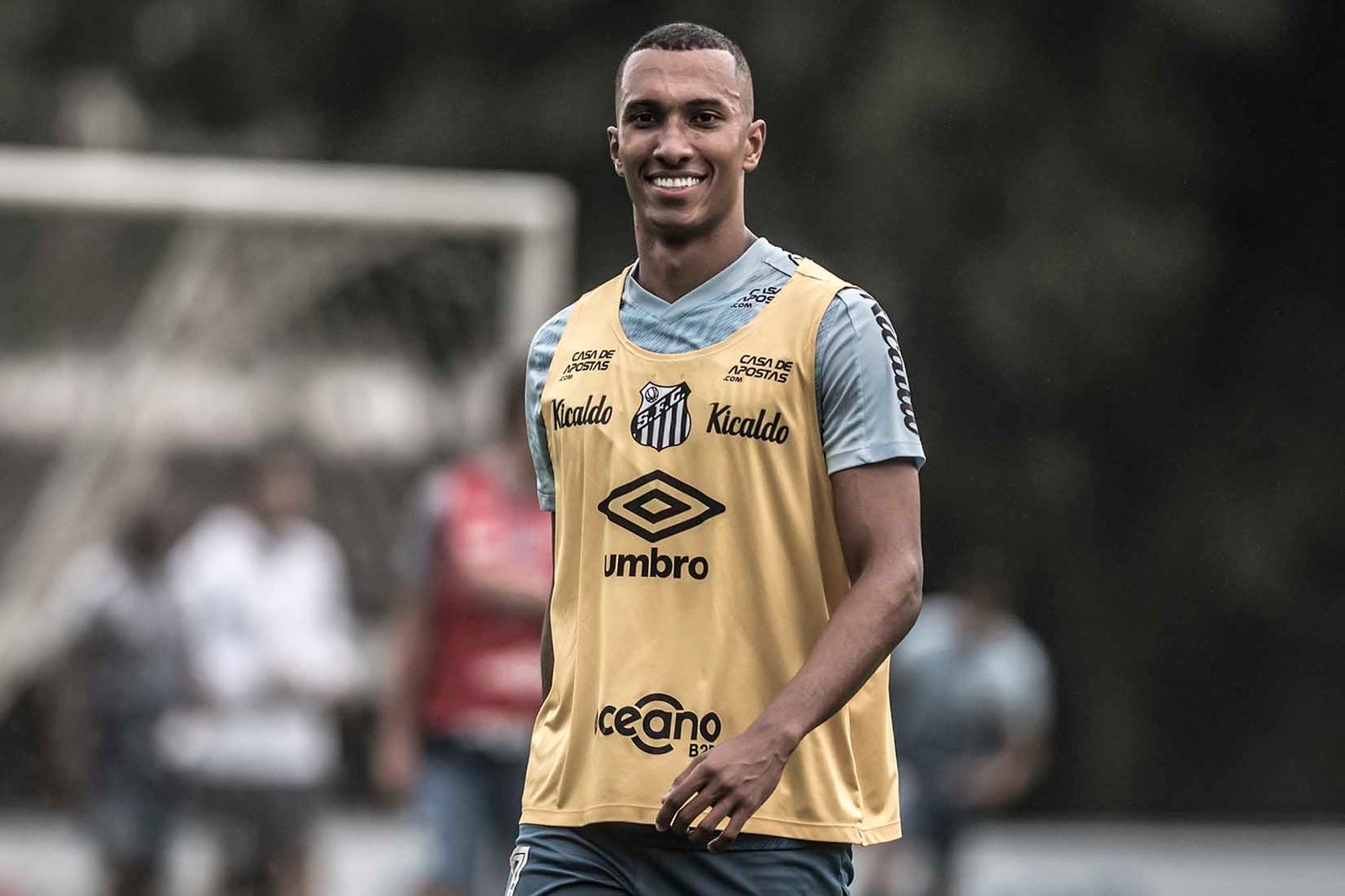 LUCAS BRAGA – Das arquibancadas para a ‘estreia’ pelo Santos na Libertadores