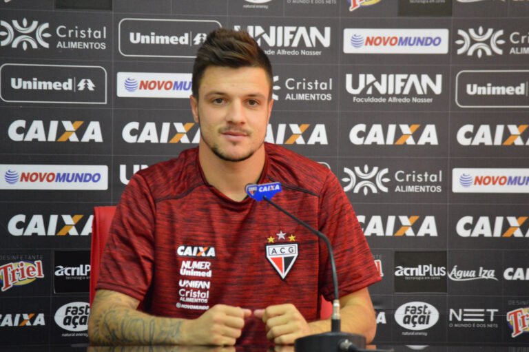 Grêmio tem interesse em Renato Kayzer