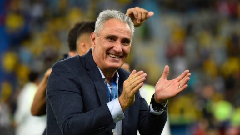 Tite elogia trabalho que vem sendo feito no Grêmio