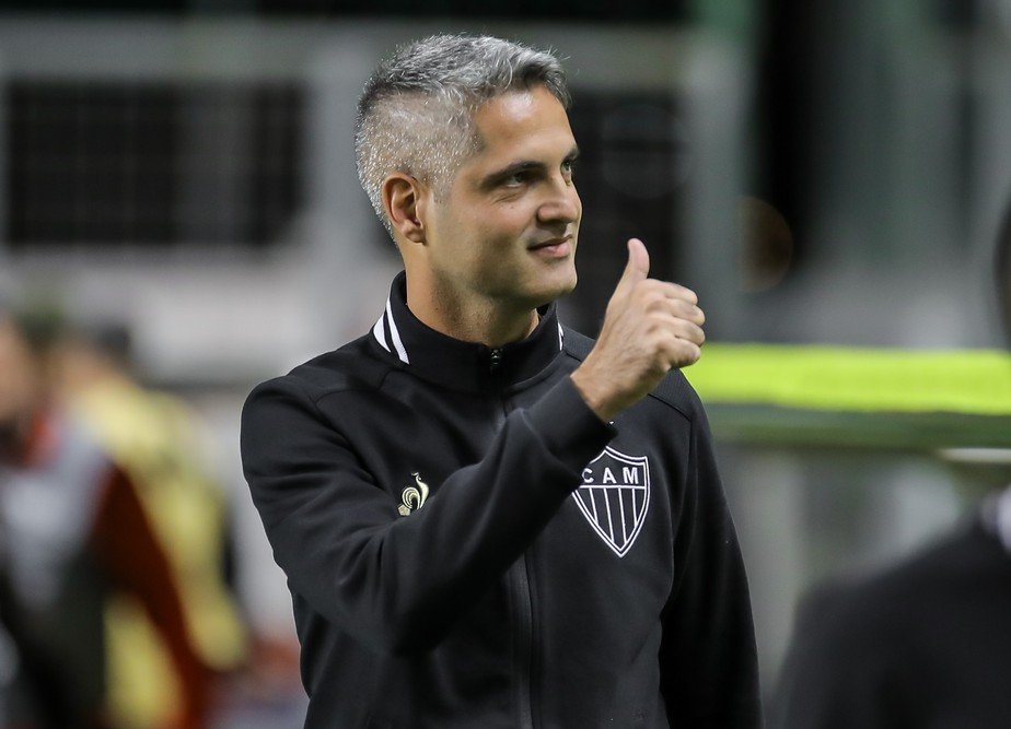 Rodrigo Santana é o novo técnico do Coritiba