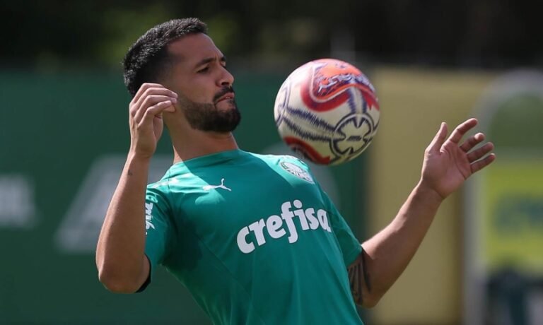 Luan está liberado a retornar a zaga do Palmeiras