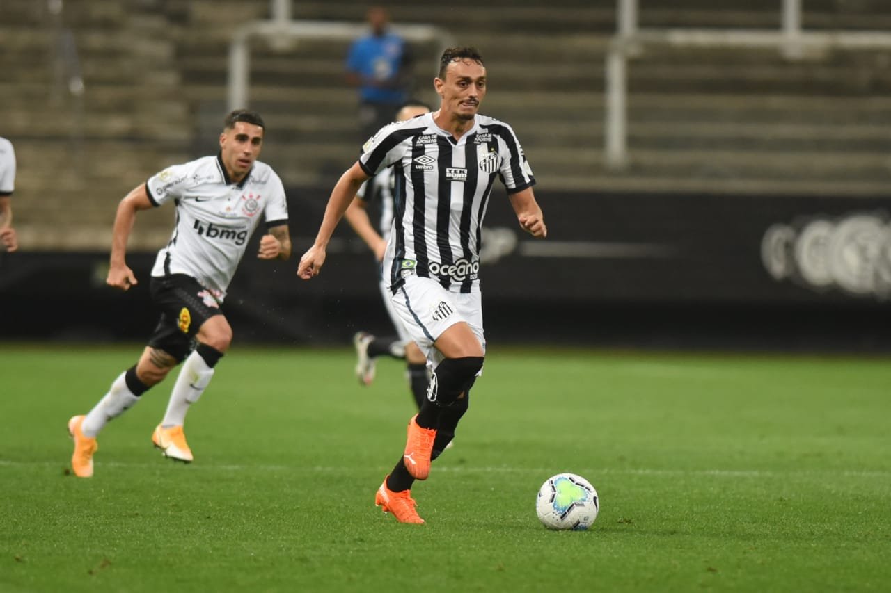 Diego Pituca valoriza empate do Santos contra o Corinthians: “Fizemos um bom jogo”