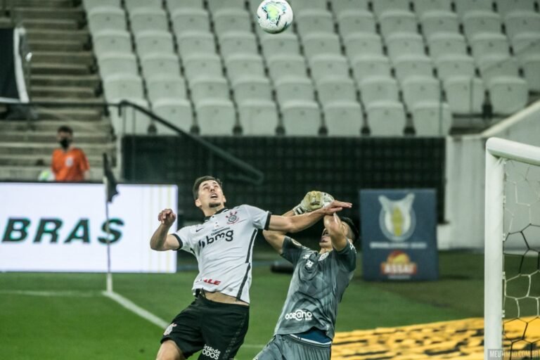 Corinthians empata novamente e completa quatro jogos sem vitória