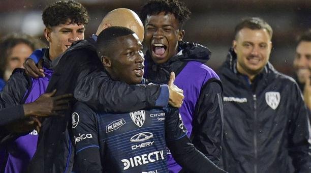 Romildo nega busca por volante equatoriano