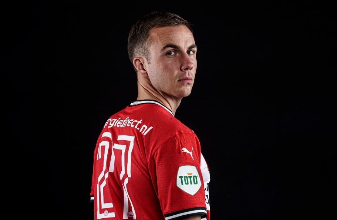 Oficial: Mario Götze é do PSV