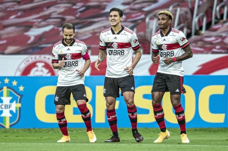 Flamengo empata com o Internacional em grande partida