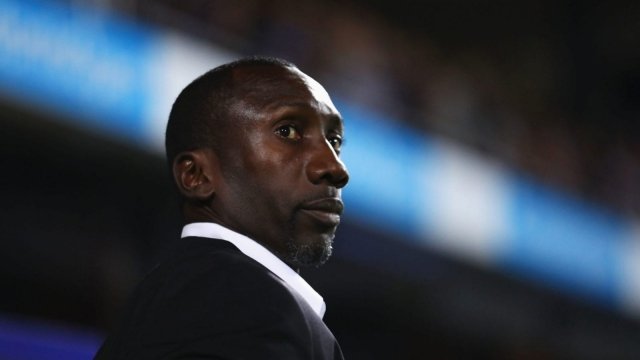 Jimmy-Floyd Hasselbaink descartou as chances do Chelsea de brigar por títulos na temporada