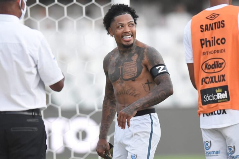 Marinho mostra detalhes de tratamento para ‘voltar a ficar 100%’